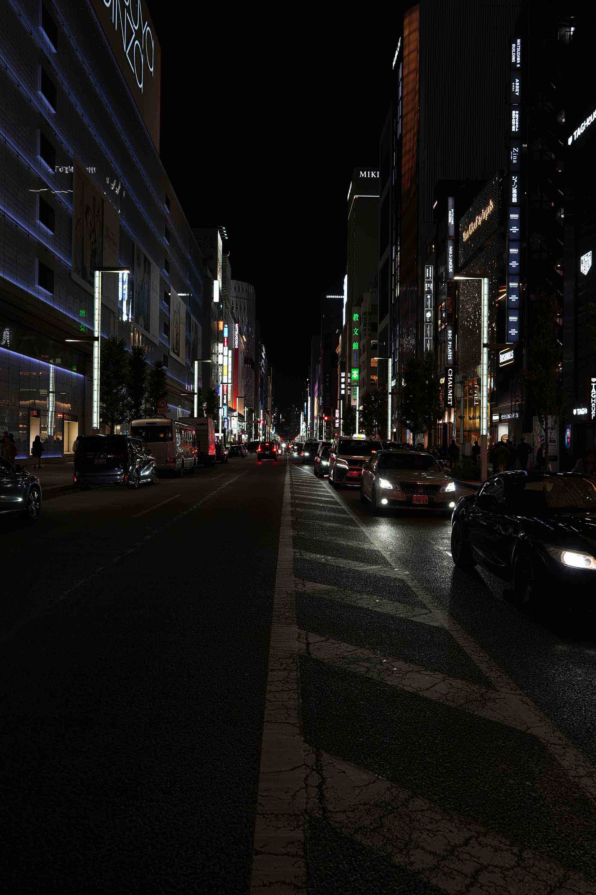 中小企業のAIチャットボット導入成功事例10選｜カスタマーサポート改善の実績